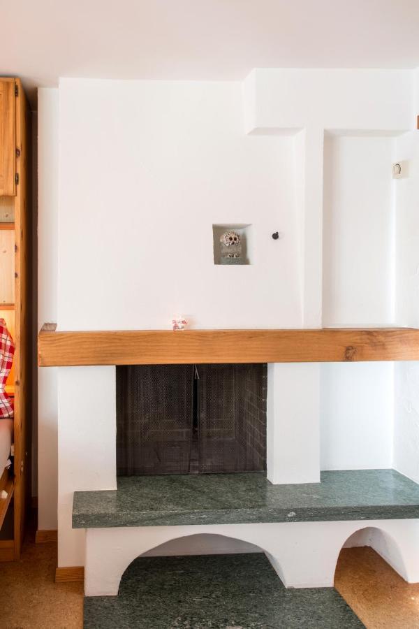 Ferienwohnungen Muntschi Andeer Oda fotoğraf